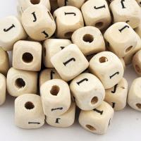 Koralik drewniany literka J Koralik drewniany literka J