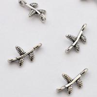 Zawieszka srebrna gałązka 17 mm Zawieszka srebrna gałązka 17 mm