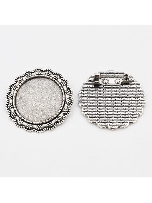Base round silver brooches 25 mm