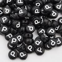 Koralik akrylowy literka czarna P