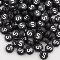 Koralik akrylowy literka czarna S