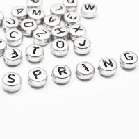 Koraliki akrylowe srebrne literki Koraliki akrylowe srebrne literki