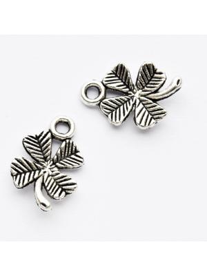 Zawieszka koniczynka srebrna 15 x 11 mm Zawieszka koniczynka srebrna 15 x 11 mm