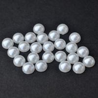 Kaboszon perła biała 6 mm 25 szt. Kaboszon perła biała 6 mm 25 szt.