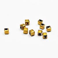 Koraliki kwadratowe złote 3 x 3 mm 10 szt.  Koraliki kwadratowe złote 3 x 3 mm 10 szt.