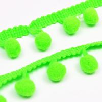 Tasiemka z pomponami 18 mm jaskrawozielona Tasiemka z pomponami 18 mm jaskrawozielona