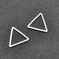 Zawieszka srebrna trójkąt 13 mm Zawieszka srebrna trójkąt 13 mm
