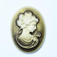 Kamea jasnobrązowa 30 x 40 mm Kamea jasnobrązowa 30 x 40 mm